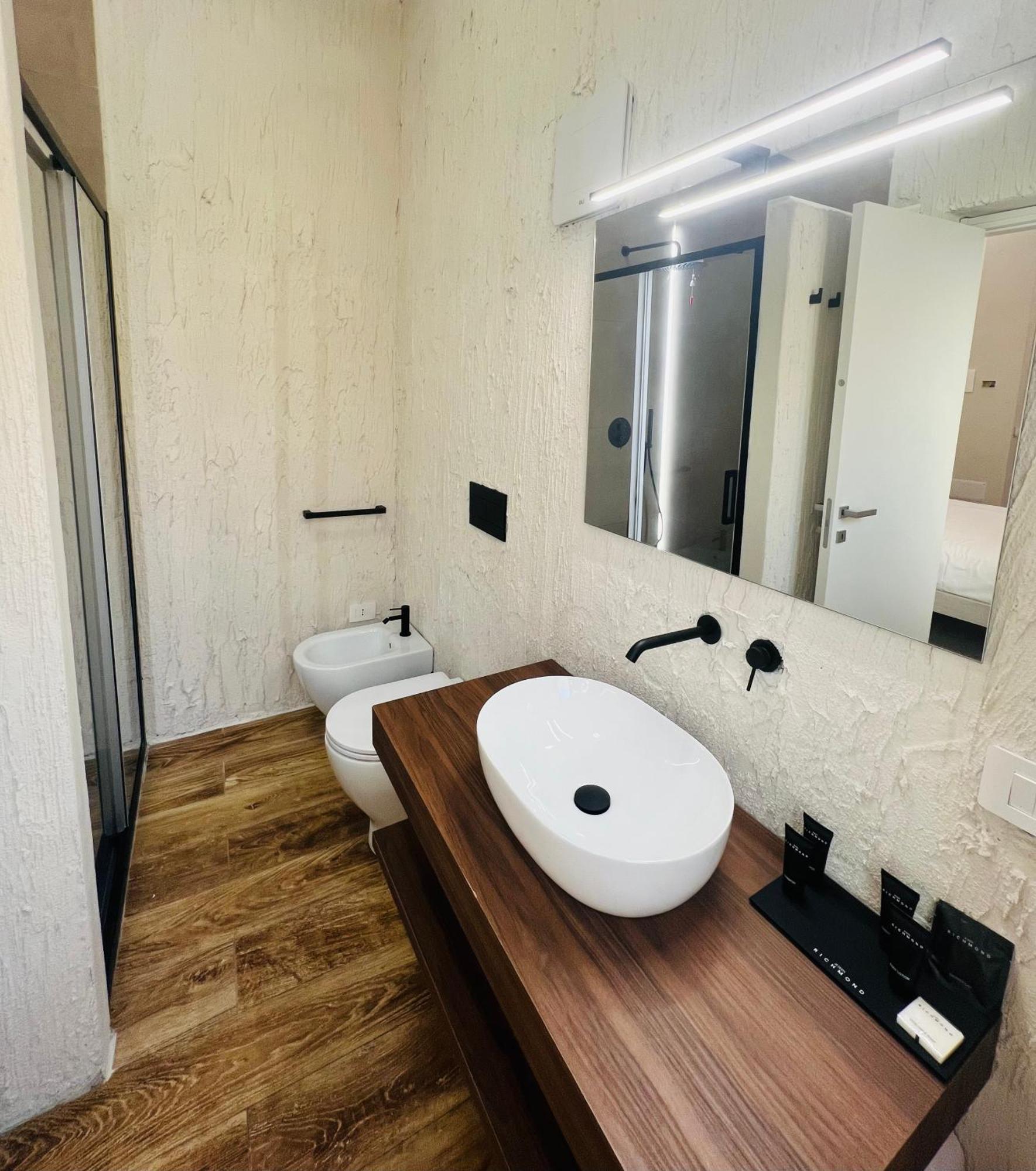 Maison Madeleine La Maddalena  Ngoại thất bức ảnh