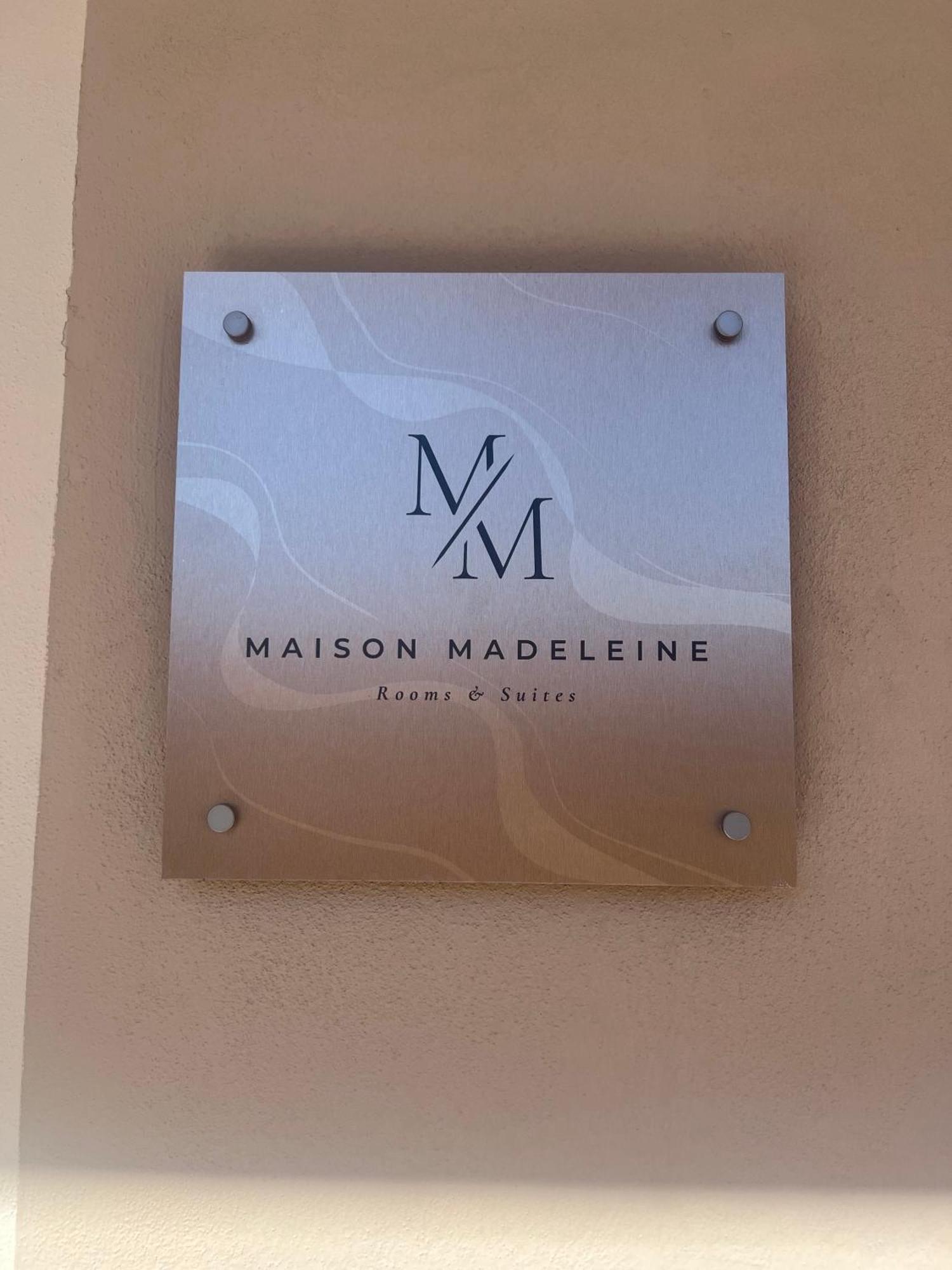 Maison Madeleine La Maddalena  Ngoại thất bức ảnh